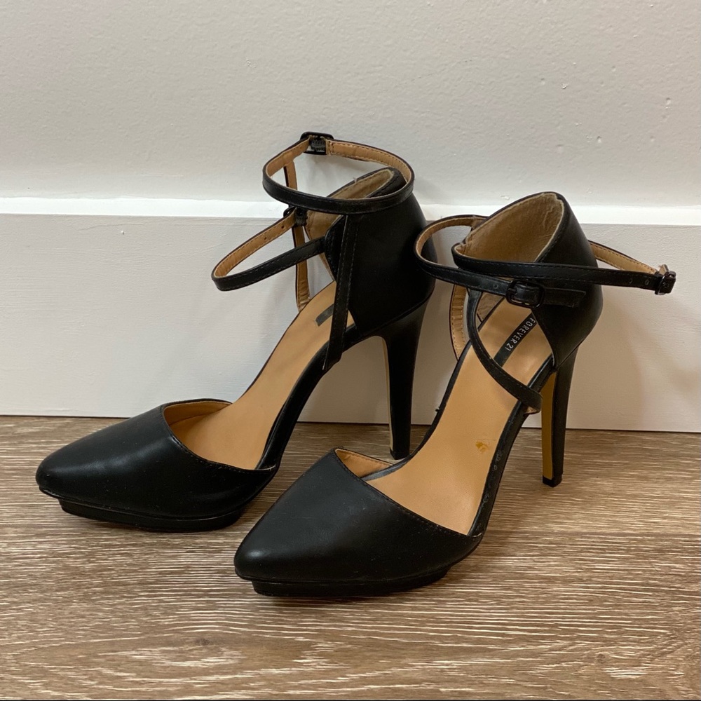 Forever 21 | Black Pointy Toe Platform Stiletto - Picture 3 of 13